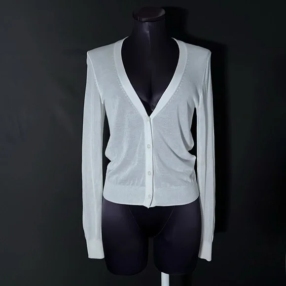 uniqlo white cardigan v neck